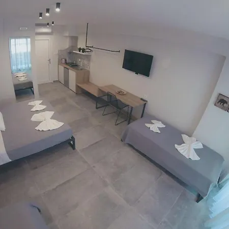 Alesta Apartmanhotel 3*